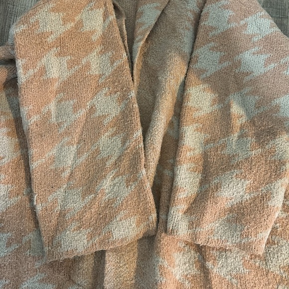 A new day cardigan - Picture 2 of 6